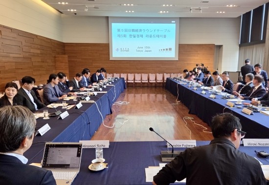 한국무역협회, 일본경제동우회와 '한일 경제 라운드테이블' 개최 - 뉴스 썸네일 이미지